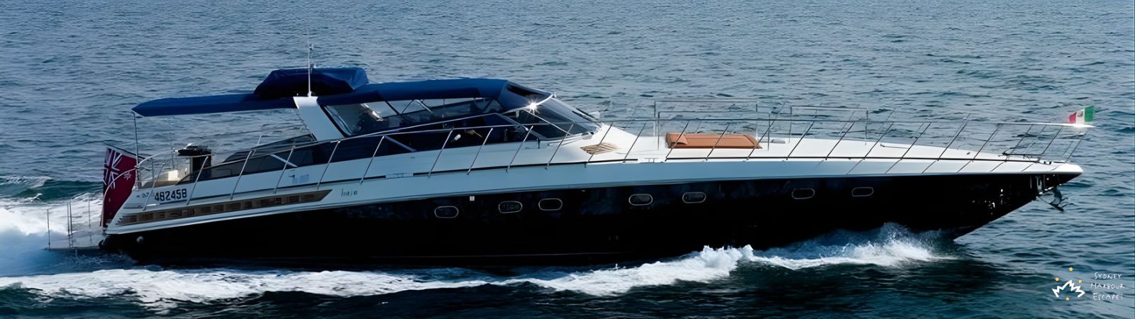 Bote Luxury Motor Yacht